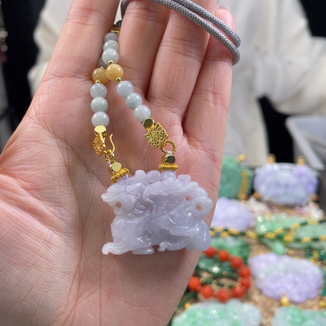 翡翠颈饰未镶嵌代编织