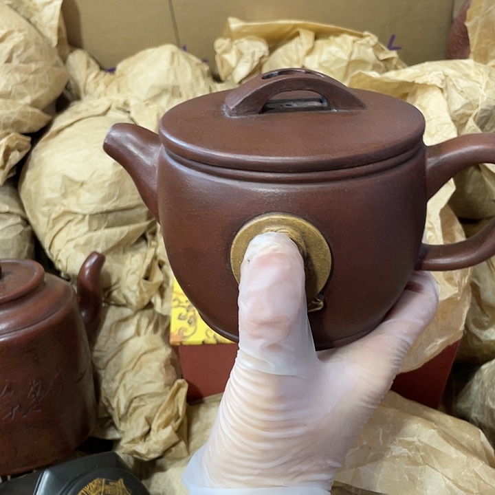 紫砂茶壶原矿泥料，手工制作一把，紫砂壶。