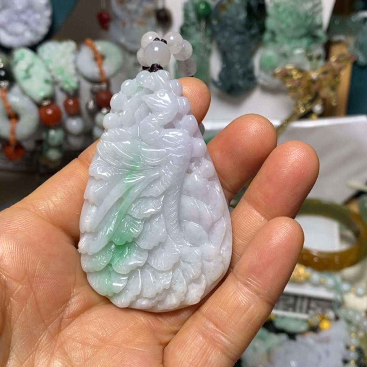 【闪购商品】翡翠吊坠(赠链)未镶嵌