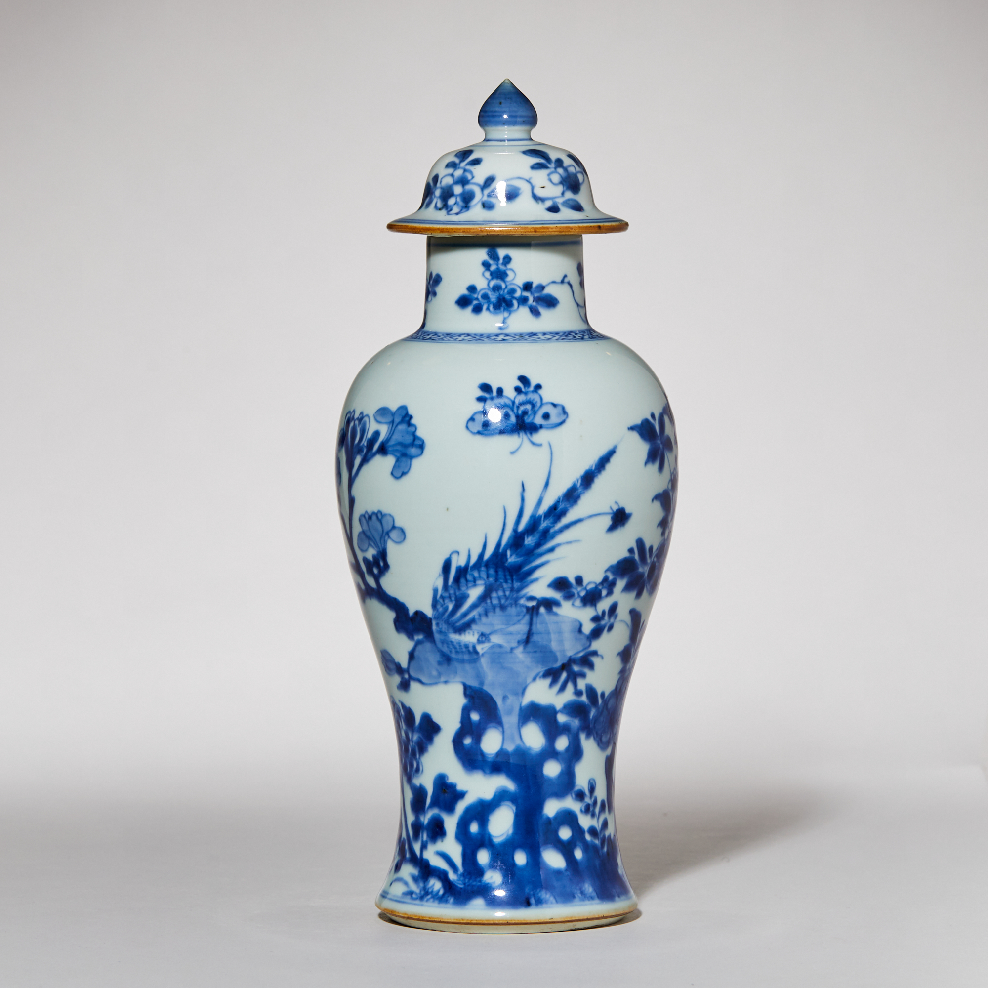 3325清康熙青花花鸟纹将军罐【古董拍卖】