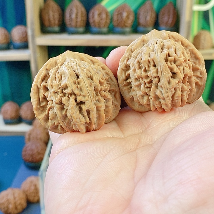 文玩核桃吊坠平谷楼43尺