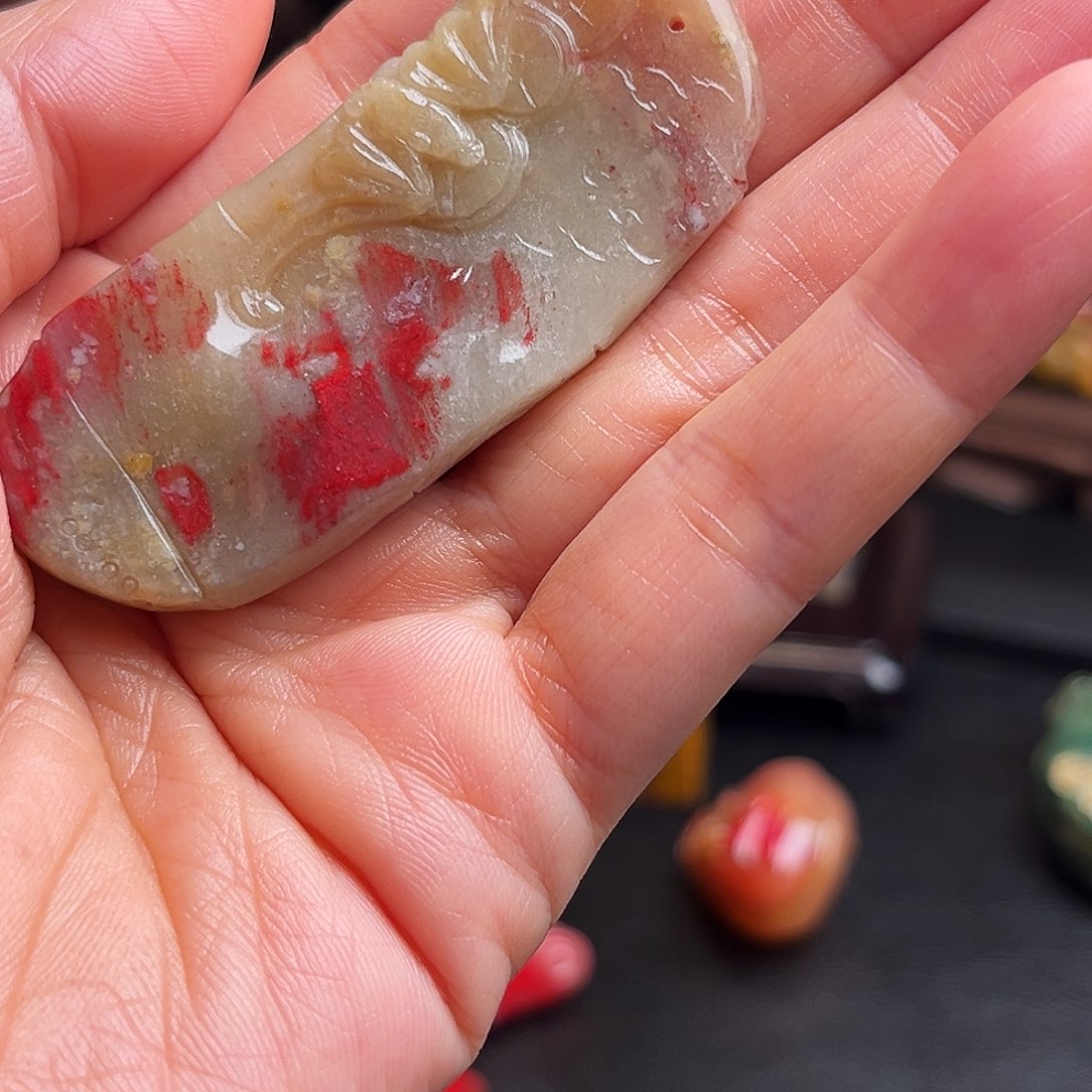 昌化石其他鸡血石挂件