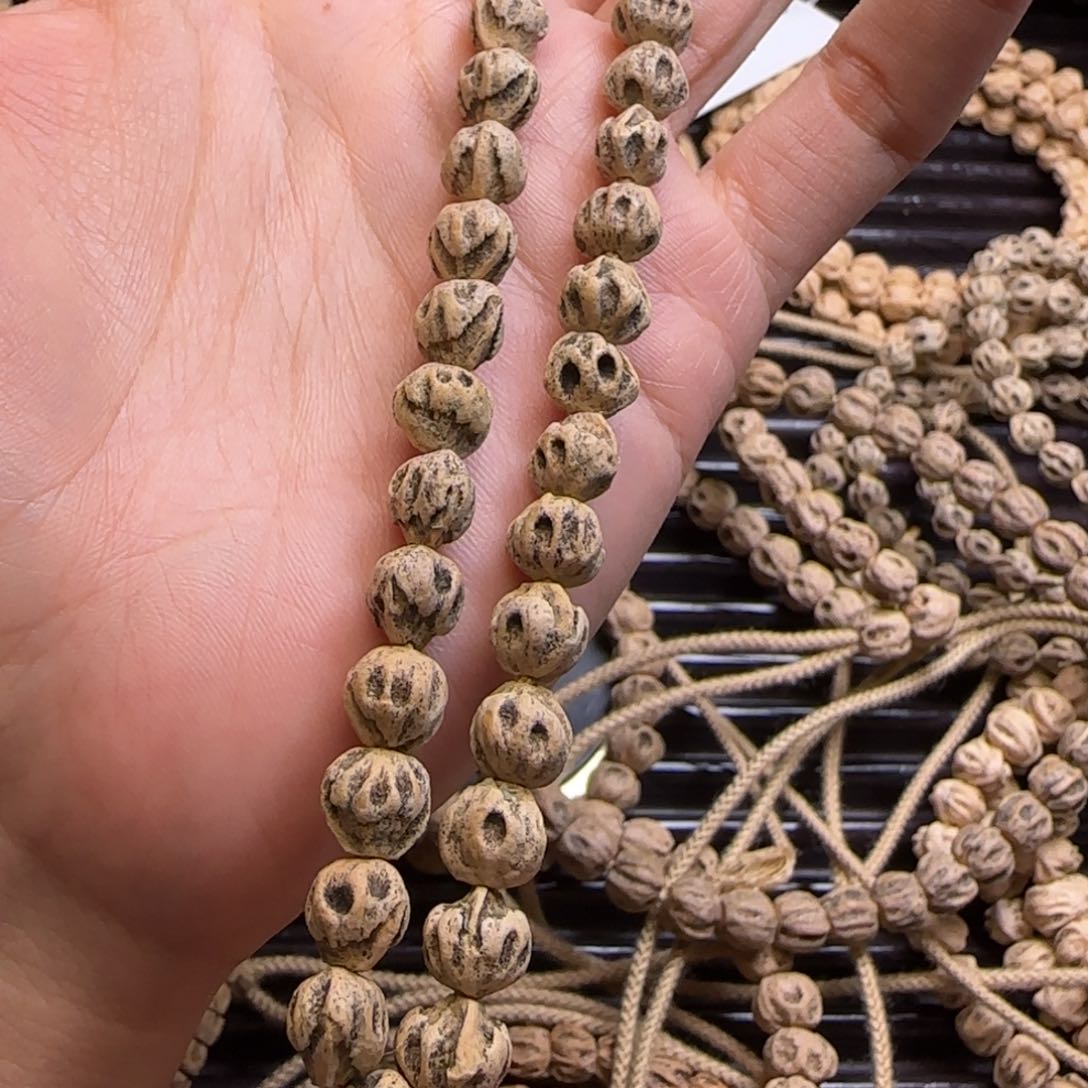 柏香籽/百香籽吊坠尼**彼