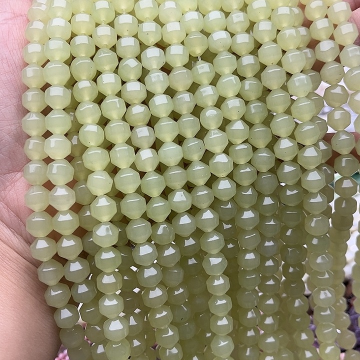 玛瑙/玉髓未镶嵌珠宝半成品一条8mm左右晴水刻面