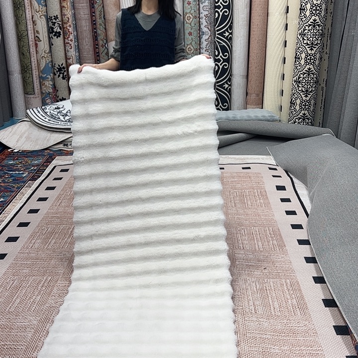 混纺尺寸误差正负1-3厘米80×200麂皮绒泡泡球仿兔毛特价福利