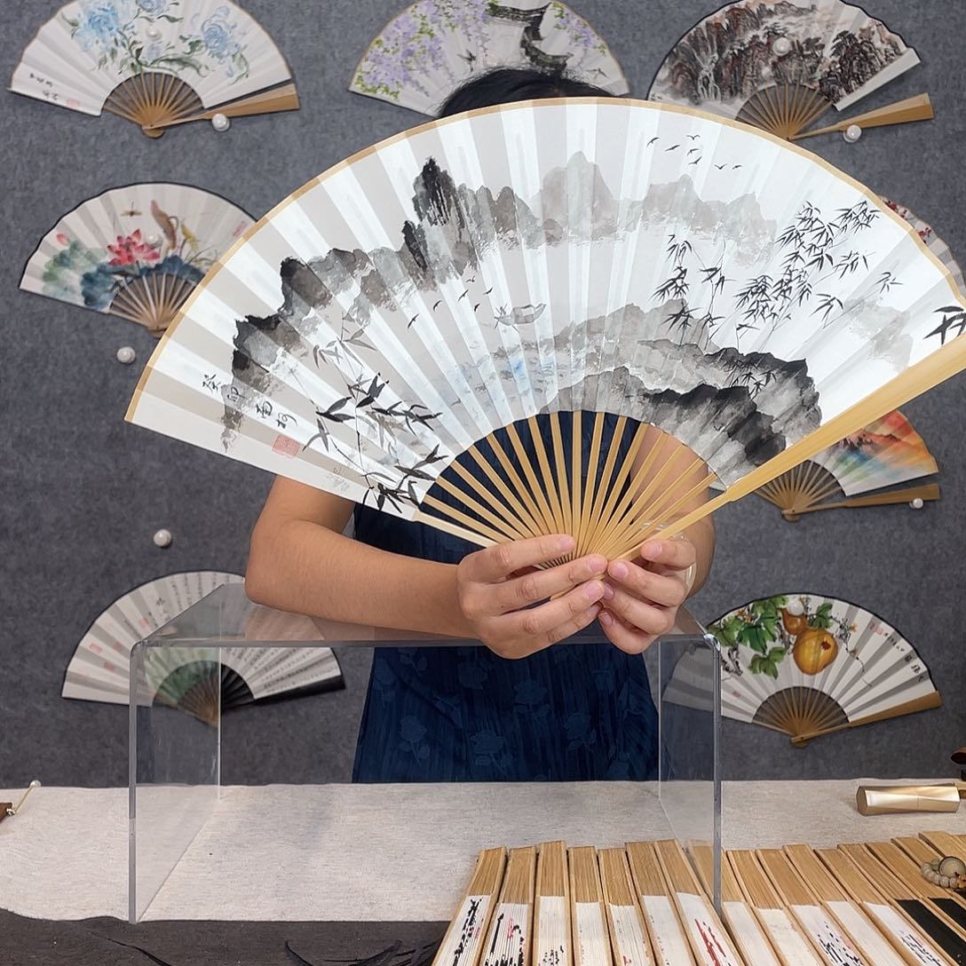 国画95寸水磨玉竹纯手绘-文玩扇骨（默认粘好）