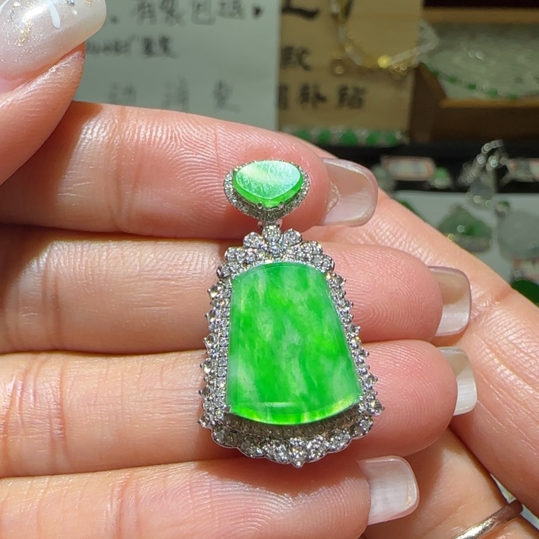 【闪购商品】翡翠颈饰18K金镶嵌缅甸