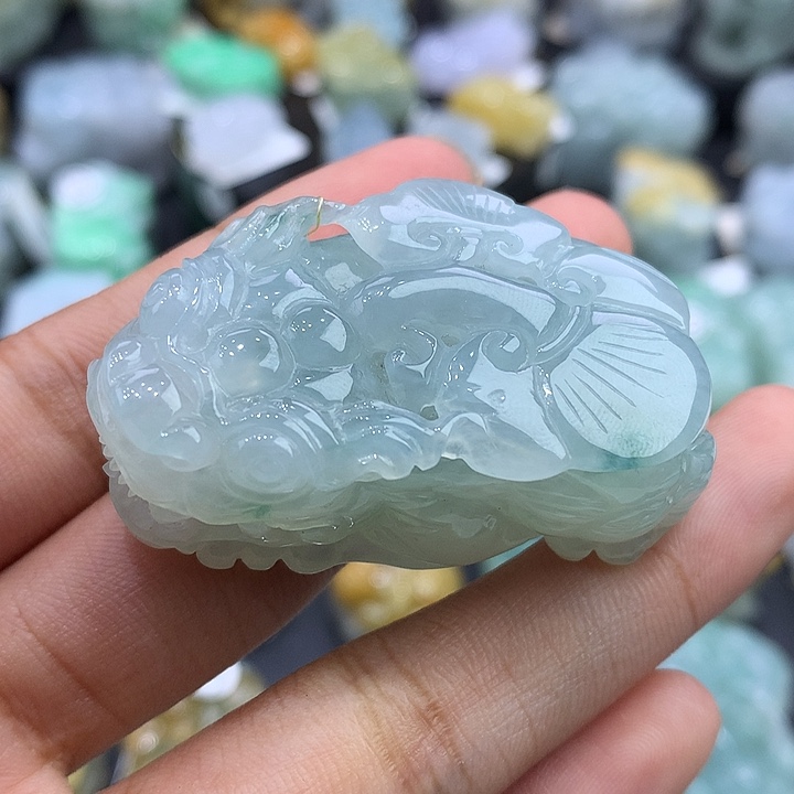 翡翠未镶嵌颈饰天然缅甸翡翠