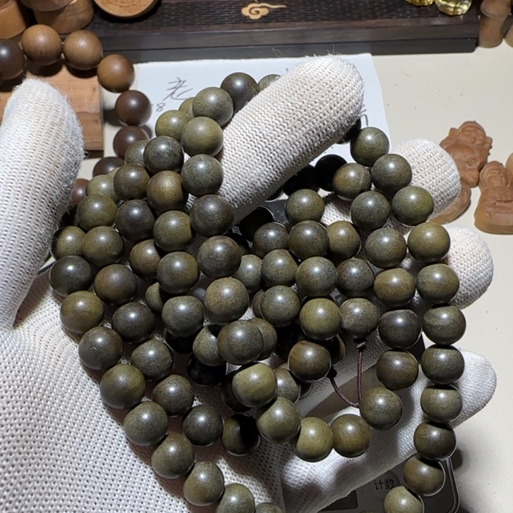 老山檀香1.×108阴沉奶甜凉药香沉水