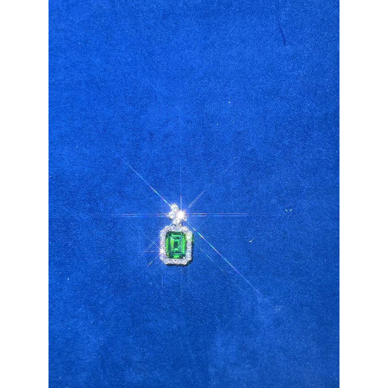 a1432白托绿镶祖母切吊坠多样性发货