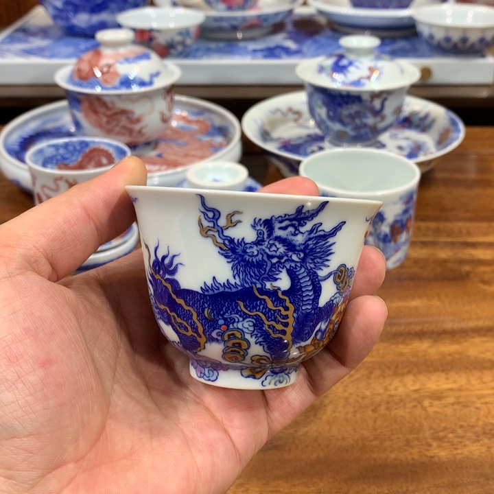 空山明月 青花斗彩