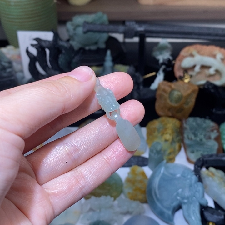 定制翡翠未镶嵌翡翠