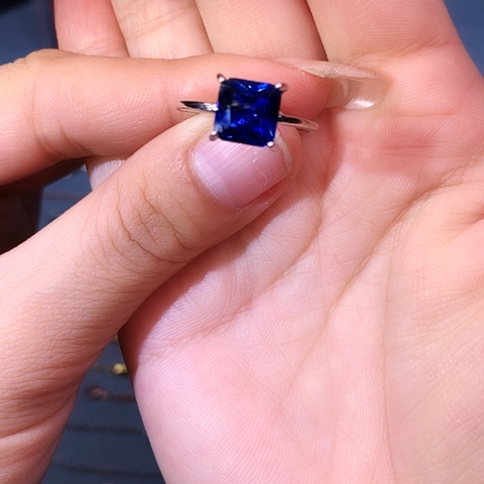 蓝宝石戒指银S925镶嵌