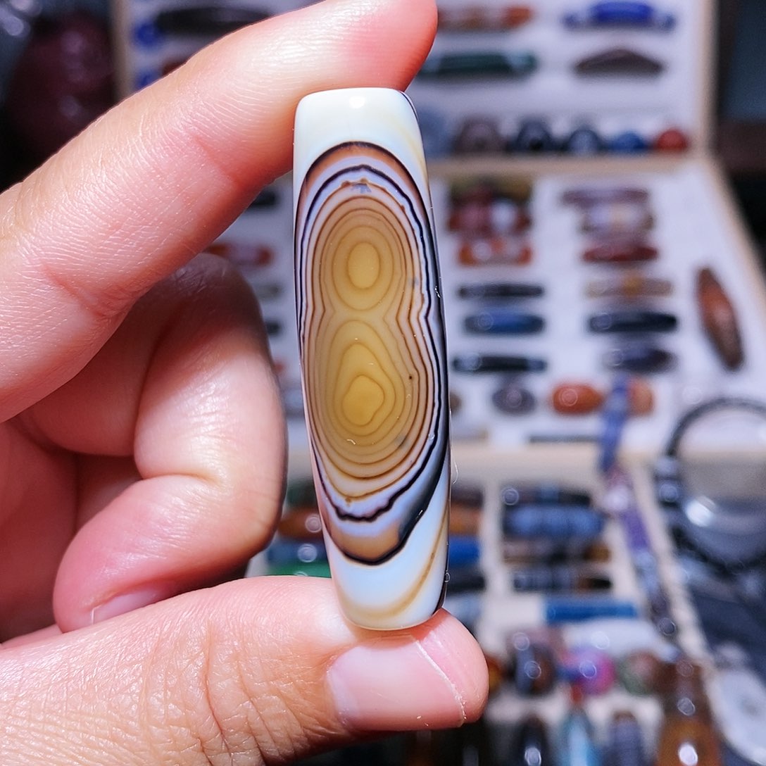 玛瑙吊坠未镶嵌….