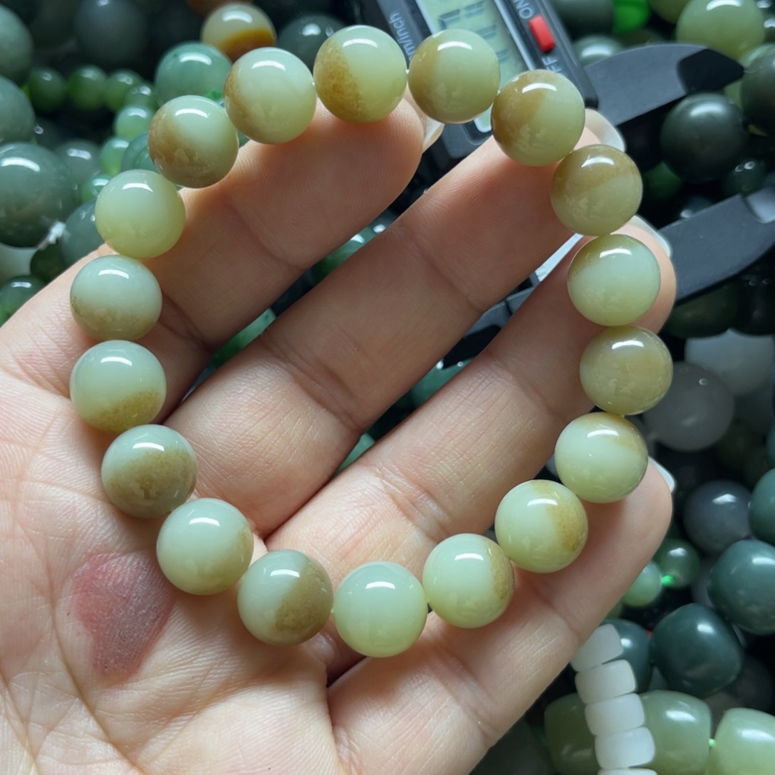 和田玉手链未镶嵌