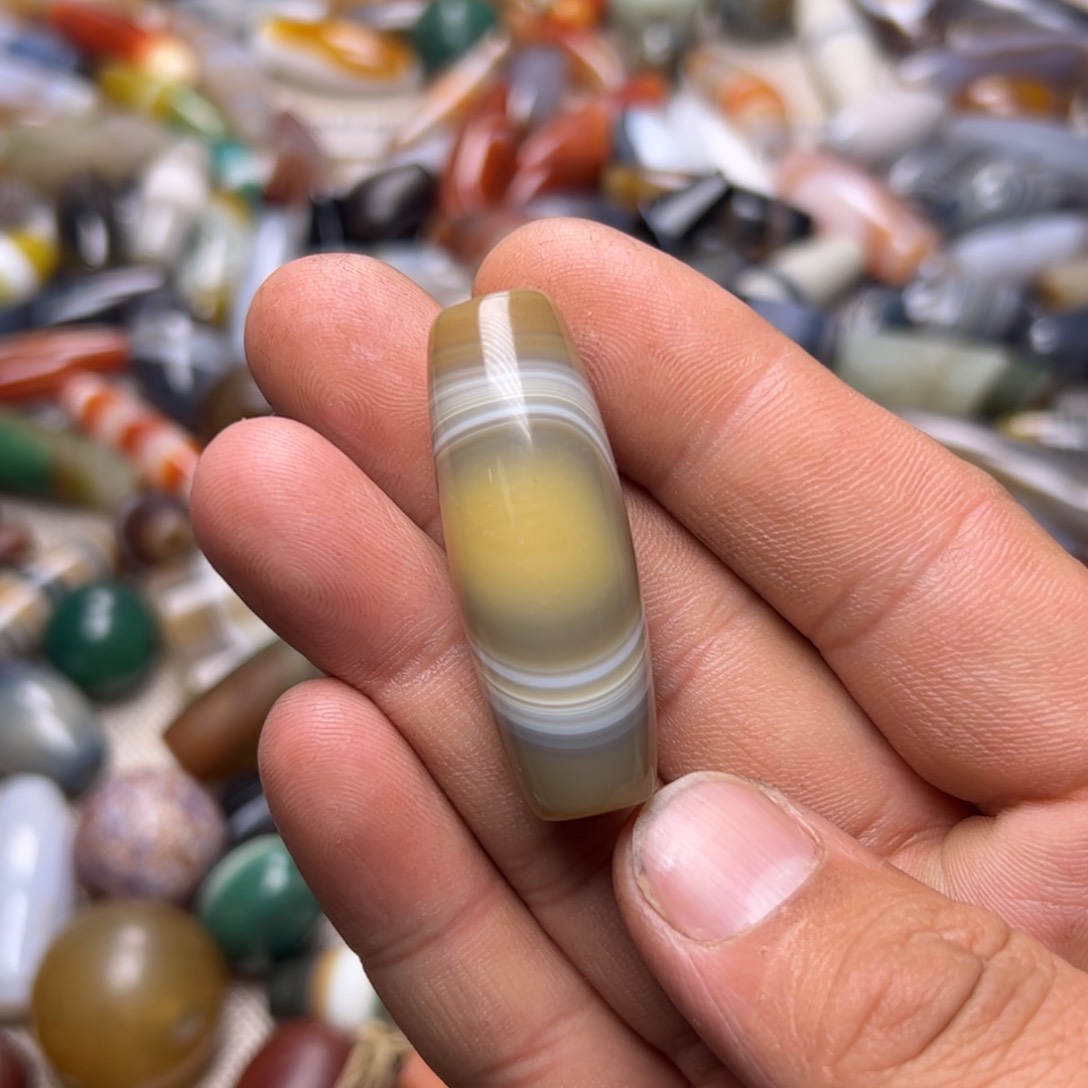 玛瑙/玉髓颈饰合金