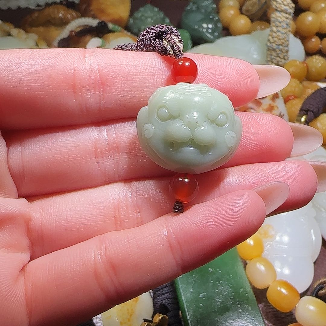 和田玉（糖玉）挂件未镶嵌