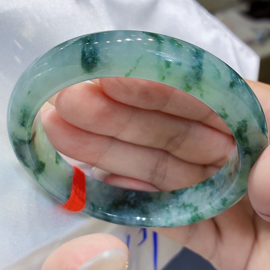 翡翠手镯未镶嵌瑛翡翠手镯