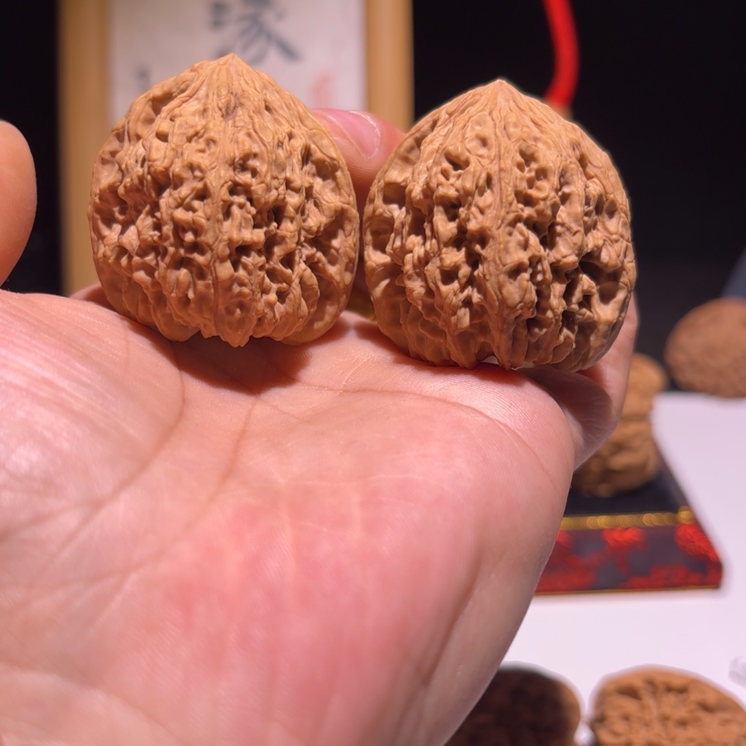 吊坠桃核南将40炮弹默认有黄