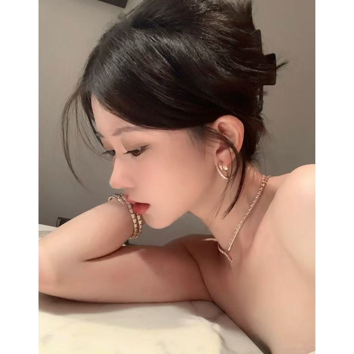 经典灵蛇造型围巾