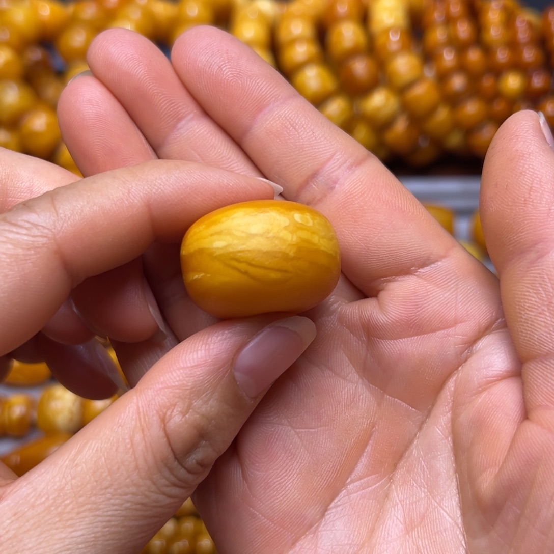 琥珀未镶嵌吊坠(不含链)