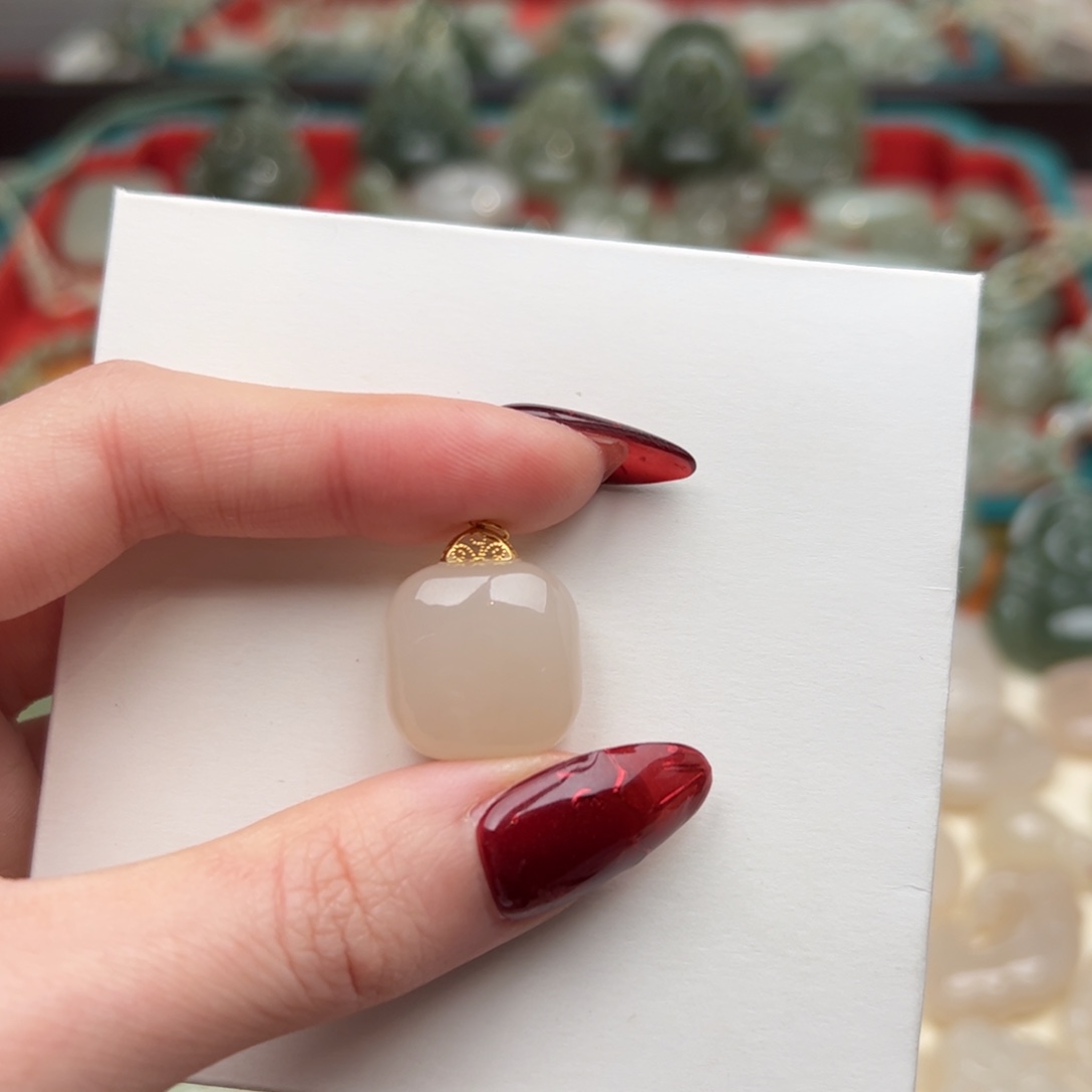 和田玉耳饰未镶嵌F****✨