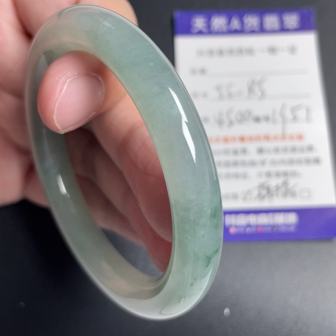 翡翠未镶嵌手镯翡翠