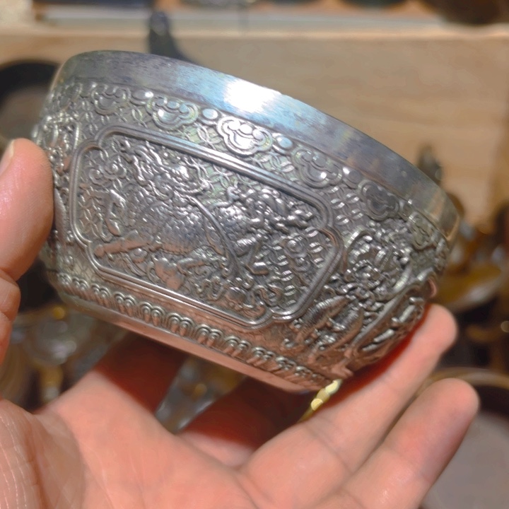 铜的。全清了。一件不留！不磨叽