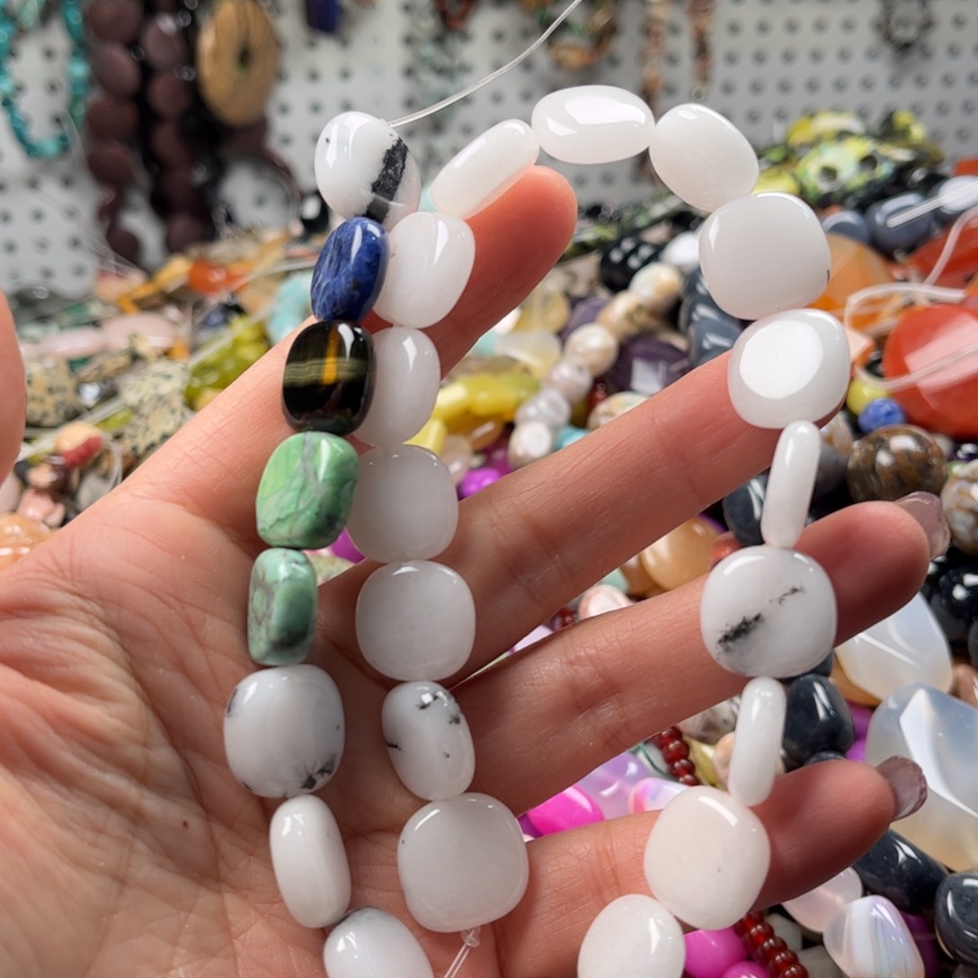 石英质玉珠宝奇石未镶嵌图