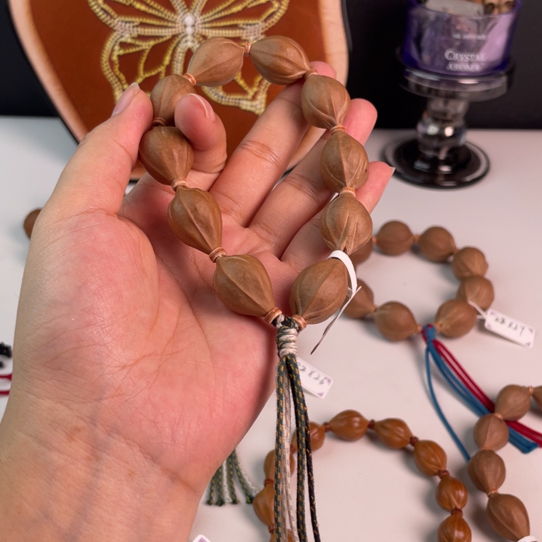 。***？橄榄核吊坠1624三面佛梅林铁核