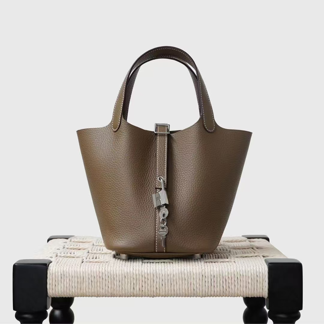 18厘米TC皮手缝版菜蓝子百搭头层牛皮时尚轻奢简约荔枝纹真皮