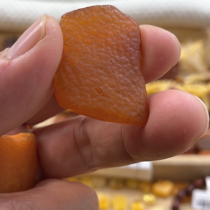 蜜蜡手串未镶嵌吊坠