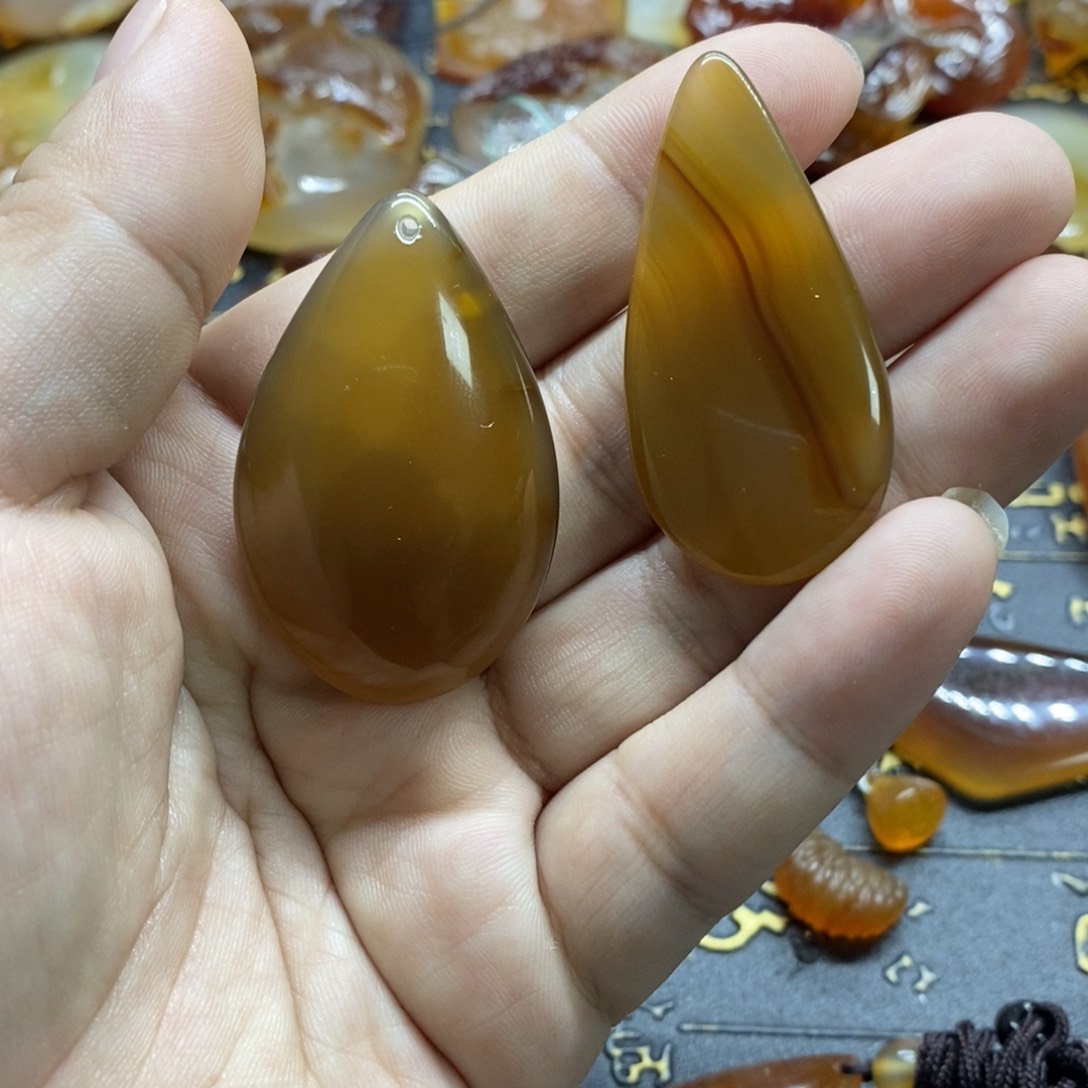 玛瑙/玉髓颈饰未镶嵌水滴