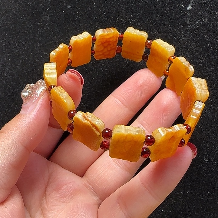 蜜蜡珠宝奇石未镶嵌