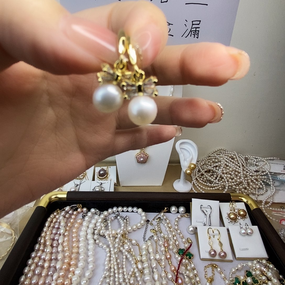 淡水珍珠合金耳饰