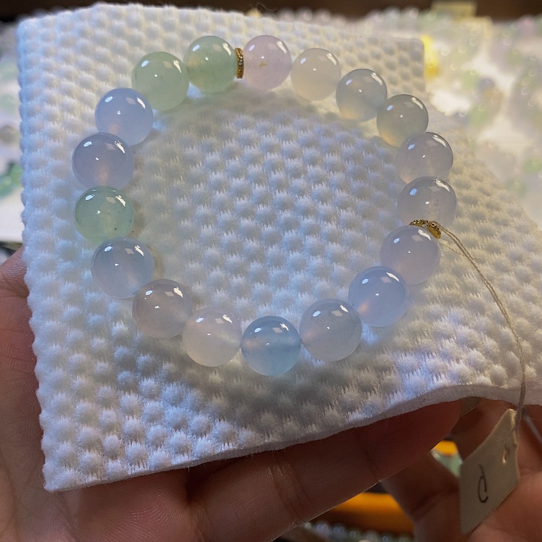 定制翡翠未镶嵌翡翠.