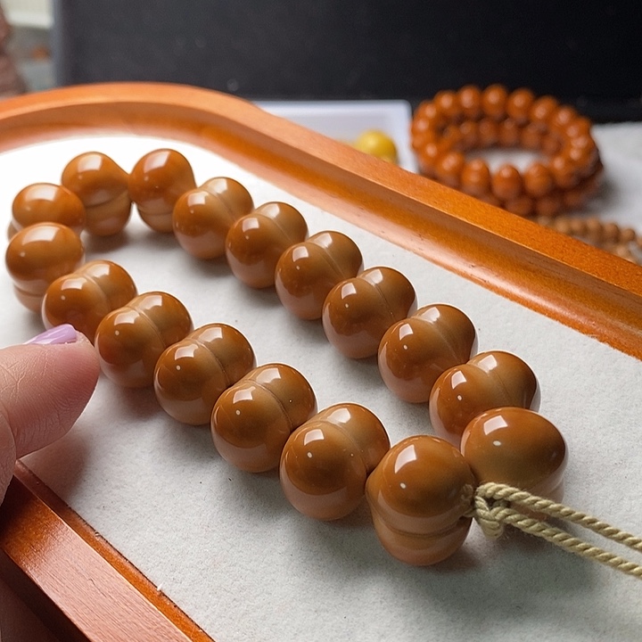 禅***齐猴头核桃吊坠猴头