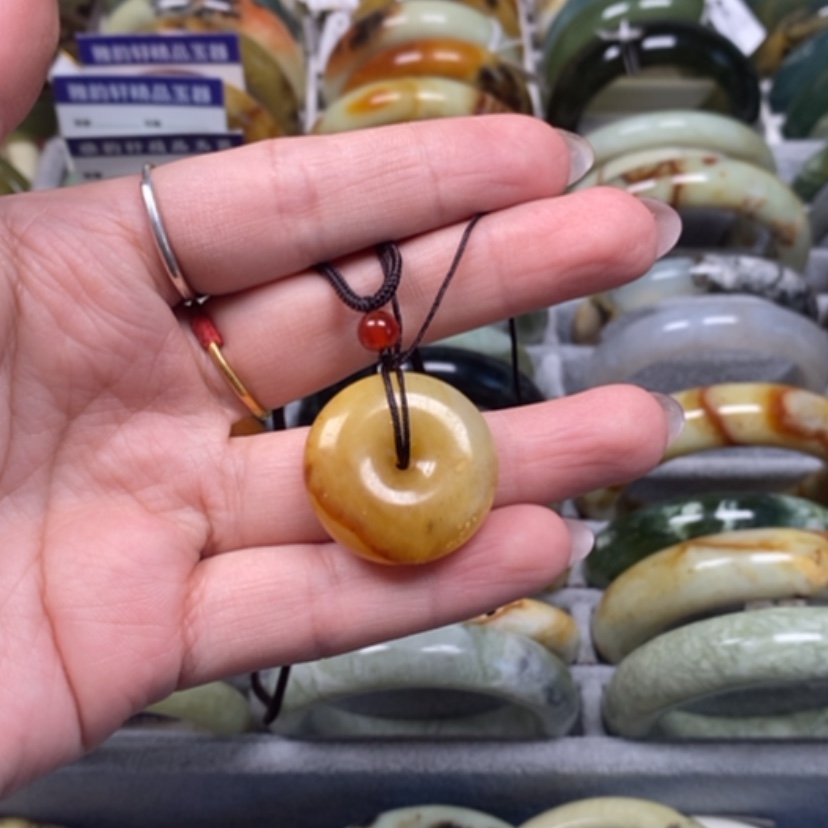 【闪购商品】蛇纹石玉手镯未镶嵌A**S