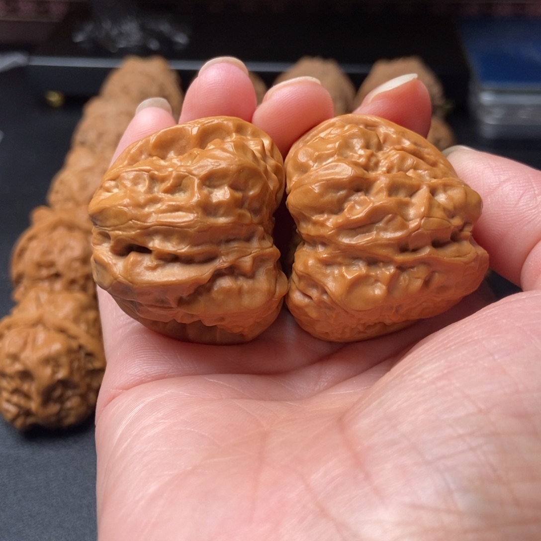 文玩核桃把件蛤蟆头40