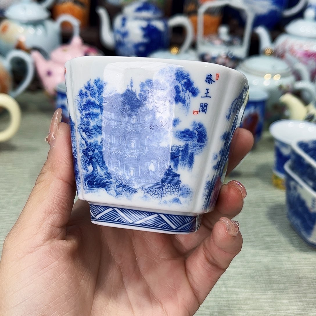 盖碗景德镇哈哈哈哈哈哈哈