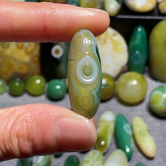 【闪购商品】玛瑙珠宝奇石未镶嵌雷**