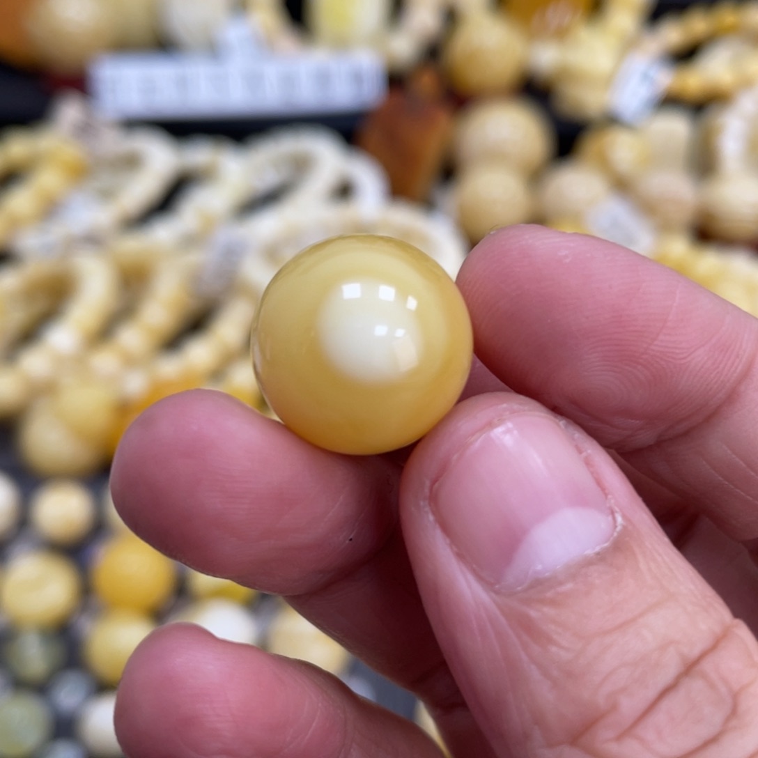 琥珀珠宝奇石未镶嵌烦****生16.7mm