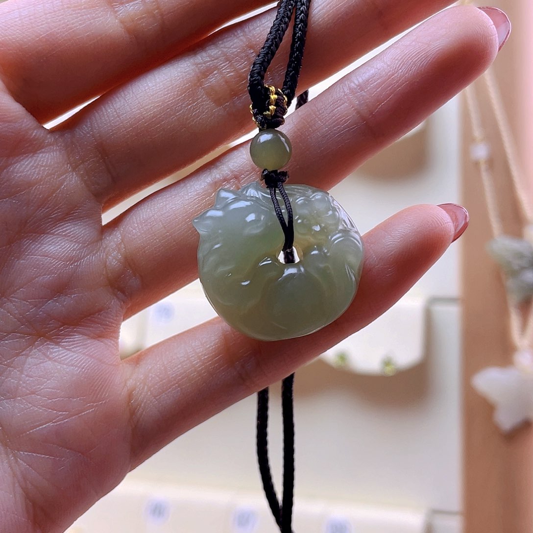 和田玉吊坠(赠链)未镶嵌y*r