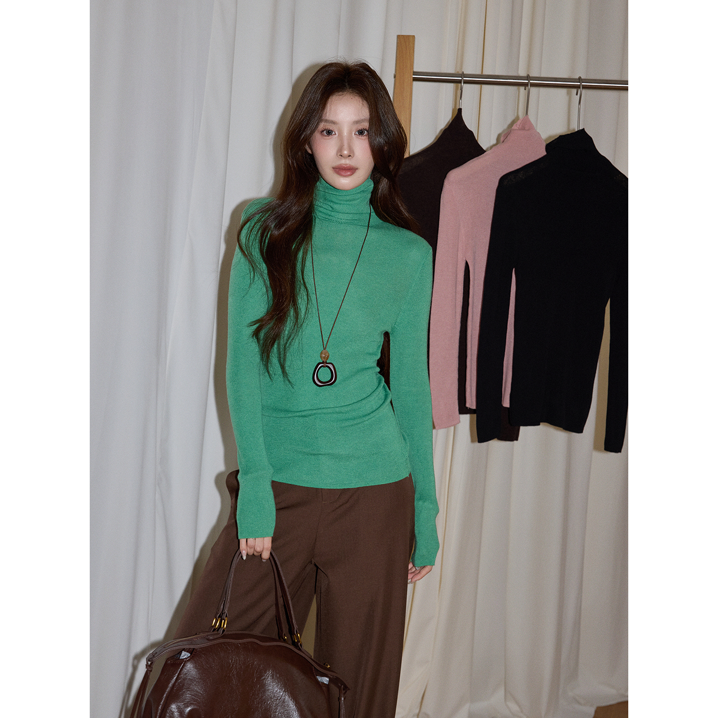 【吵吵家】设计感高领打底针织衫女2025秋冬休闲修身长袖内搭上衣