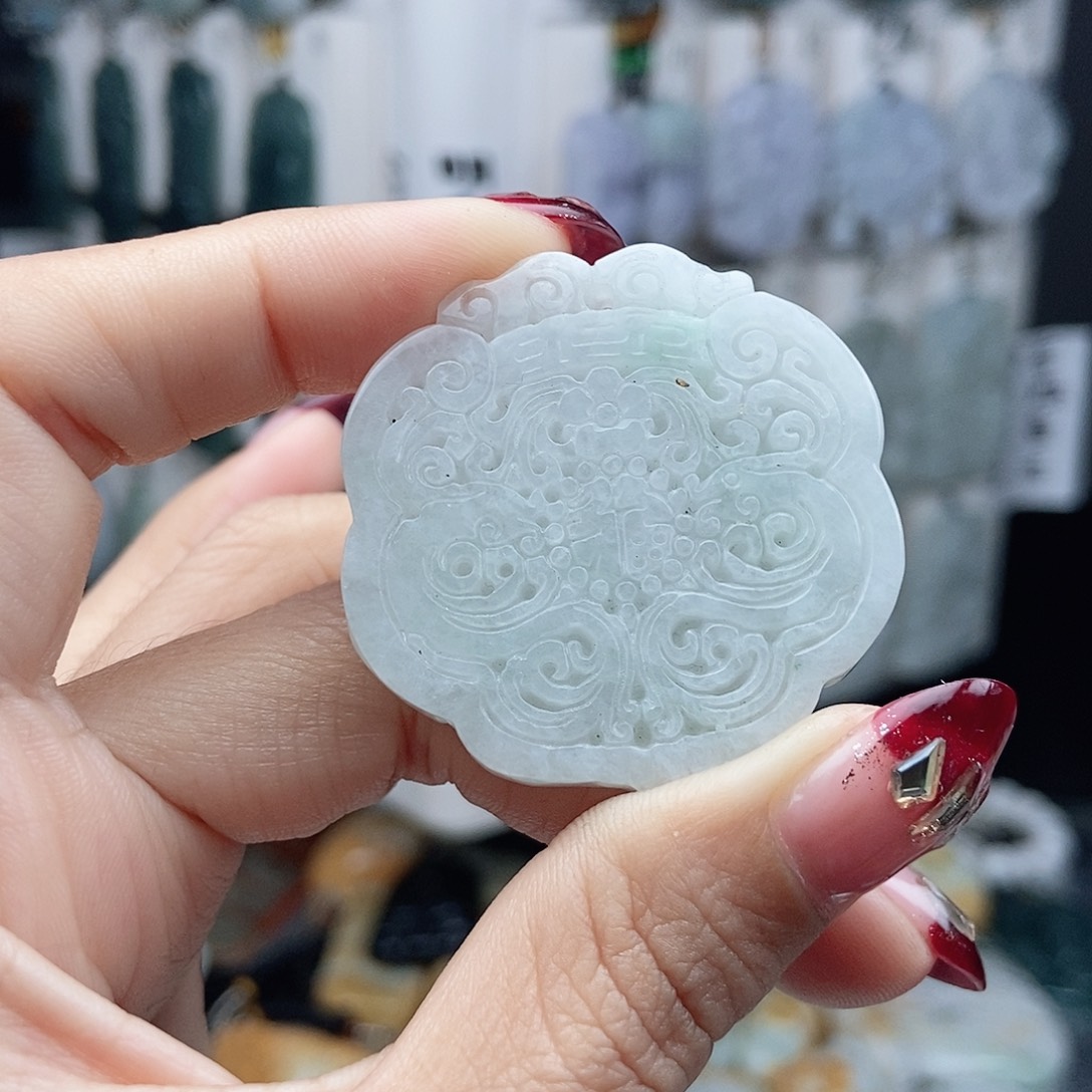 翡翠颈饰14K金镶嵌翡翠