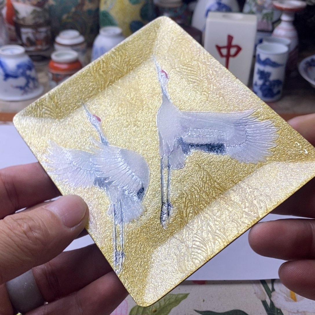 瓷片你说是谁就告诉人家