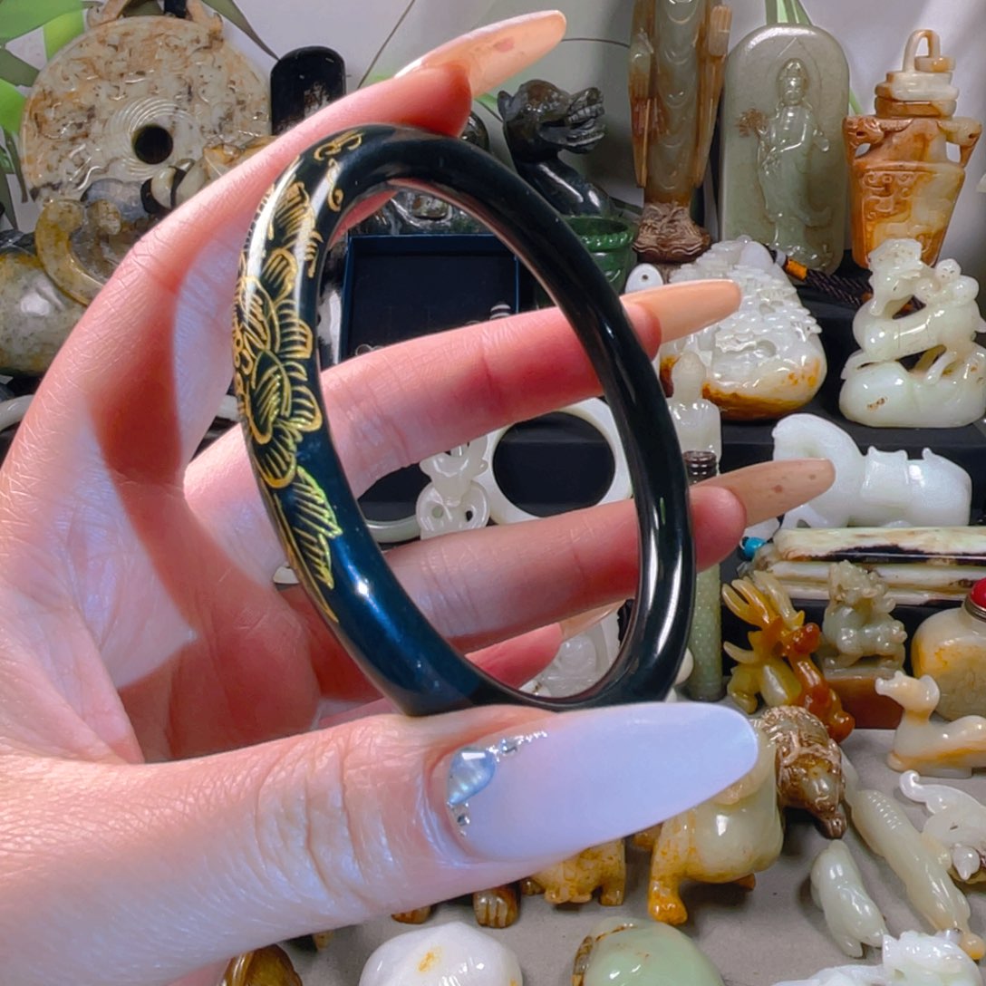 和田玉挂件未镶嵌2