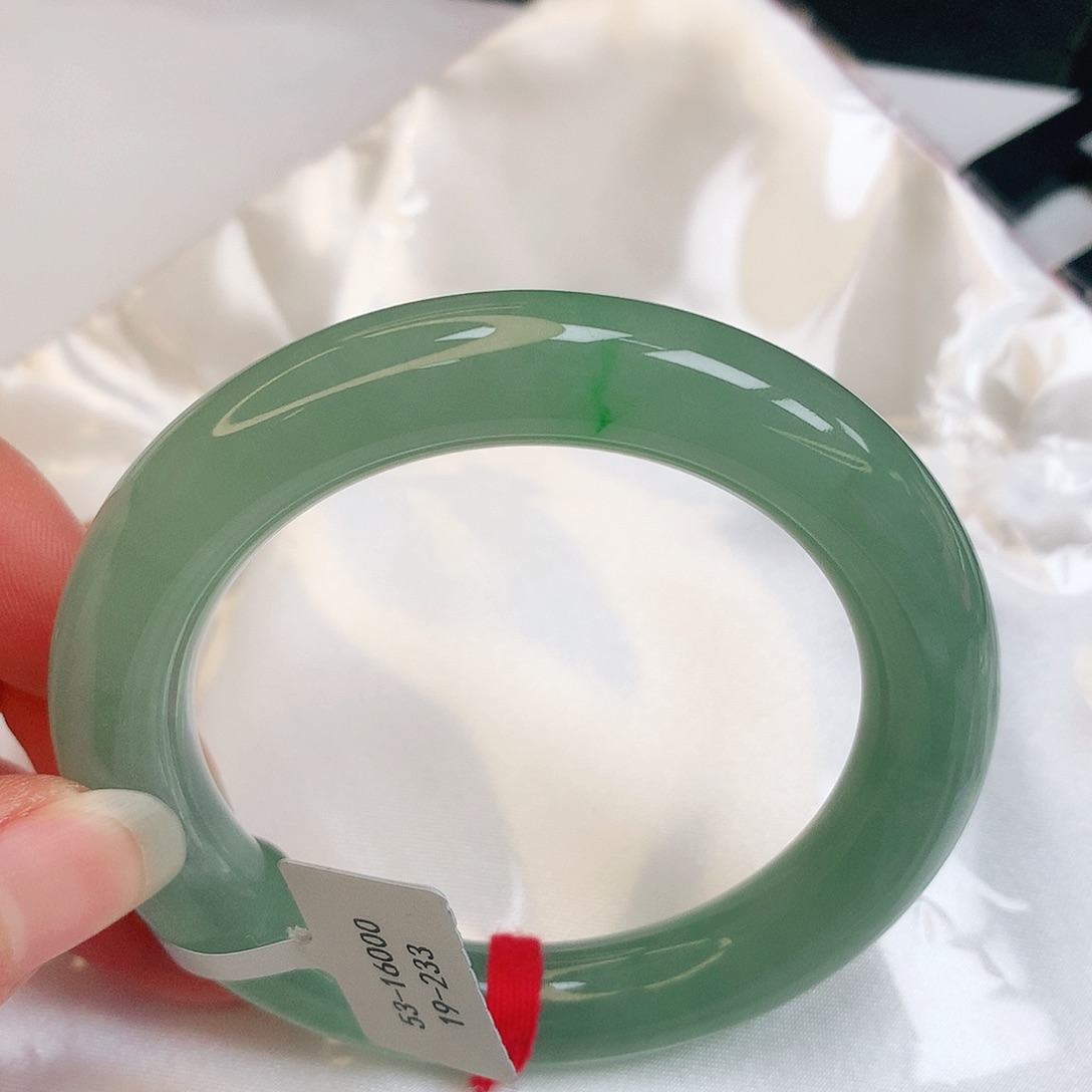 【闪购商品】翡翠手镯未镶嵌缅甸天然a货翡翠