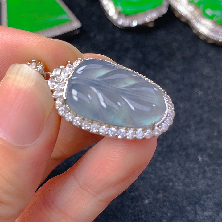 【闪购商品】翡翠银S925镶嵌颈饰翡翠