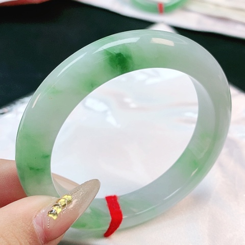 未镶嵌手镯翡翠2818